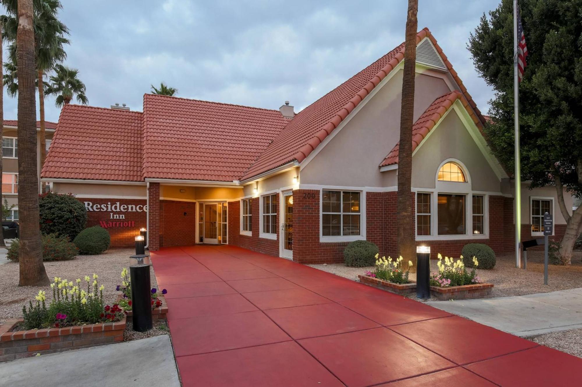 Residence Inn Phoenix Chandler/Fashion Center Екстериор снимка