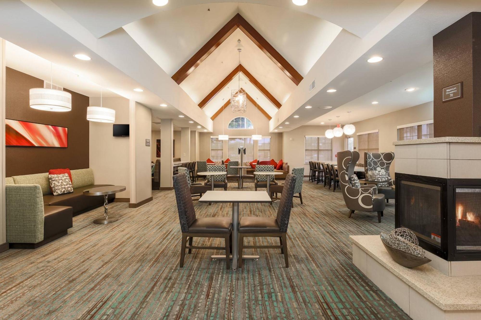 Residence Inn Phoenix Chandler/Fashion Center Екстериор снимка